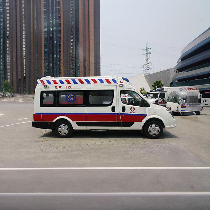 雅安高铁病患救护车转运案例
